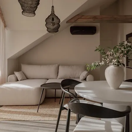 Апарт-отель Hill &