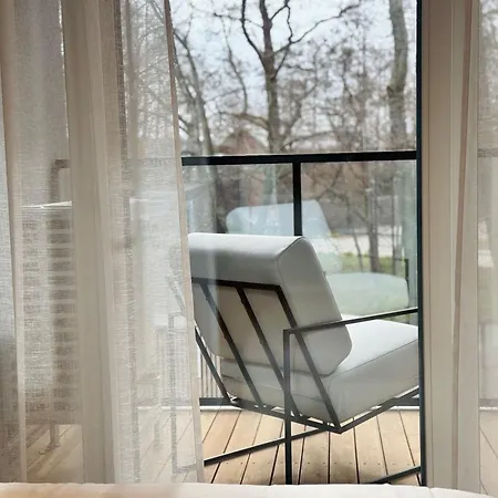 Апарт-отель Hill & 3*