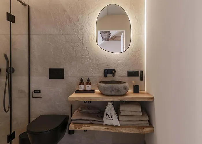 Hill & מלון דירות פלאנגה