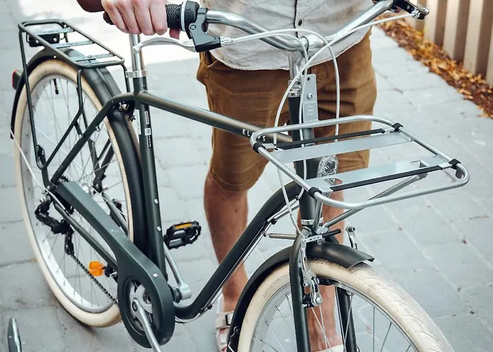 מלון דירות Hill & 3*