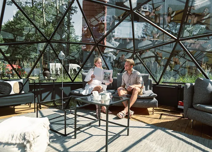 Hill & מלון דירות 3*